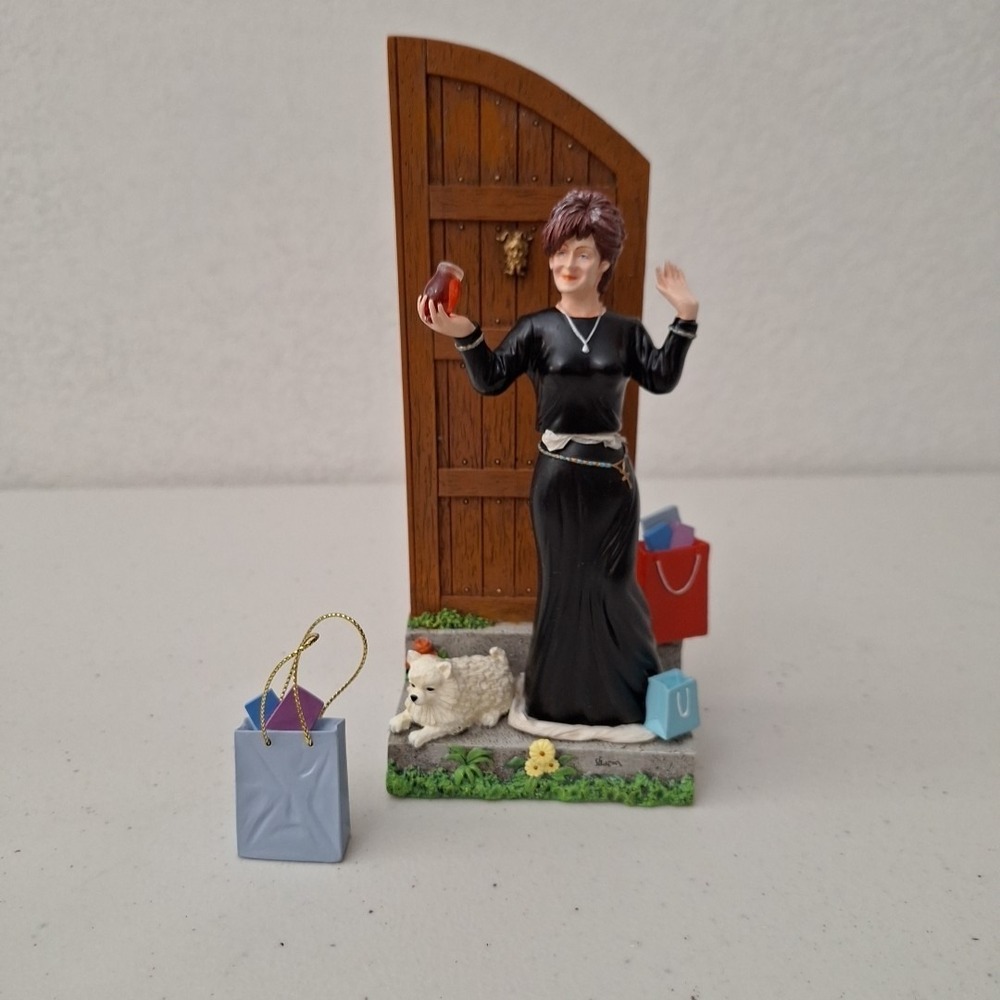RARE Vintage 2002 OZZY OSBOURNE & FAMILY Collectible Figures & Cup/Holder 8" - Picture 12 of 15